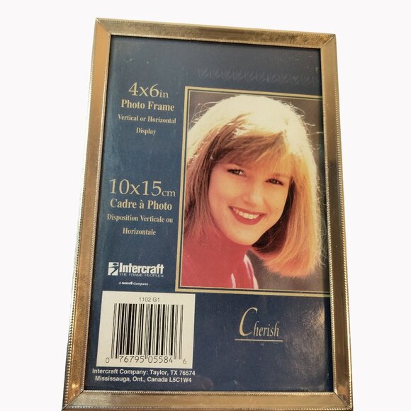 Gold Tone Intercraft 4x6 Inch Photo Frame Vertical Horizontal Display - Picture 5 of 7